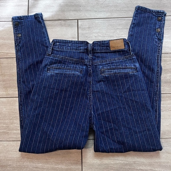 American Eagle Stretch Mom Jean Relaxed Pinstripe Pleated Hi-Rise 00 - Picture 7 of 7
